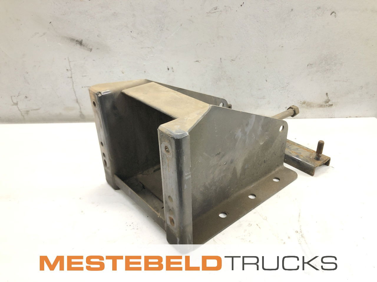Volvo Reservewiel houder FL - Πλαίσιο/ Σασί για Φορτηγό: φωτογραφία 1 Volvo Reservewiel houder FL - Πλαίσιο/ Σασί για Φορτηγό: φωτογραφία 1