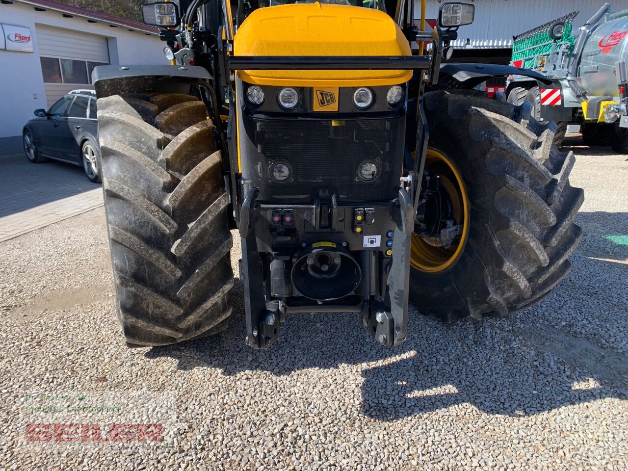 JCB Fastrac 4220 ICON + Frontlader Q7S - Τρακτέρ: φωτογραφία 3 JCB Fastrac 4220 ICON + Frontlader Q7S - Τρακτέρ: φωτογραφία 3
