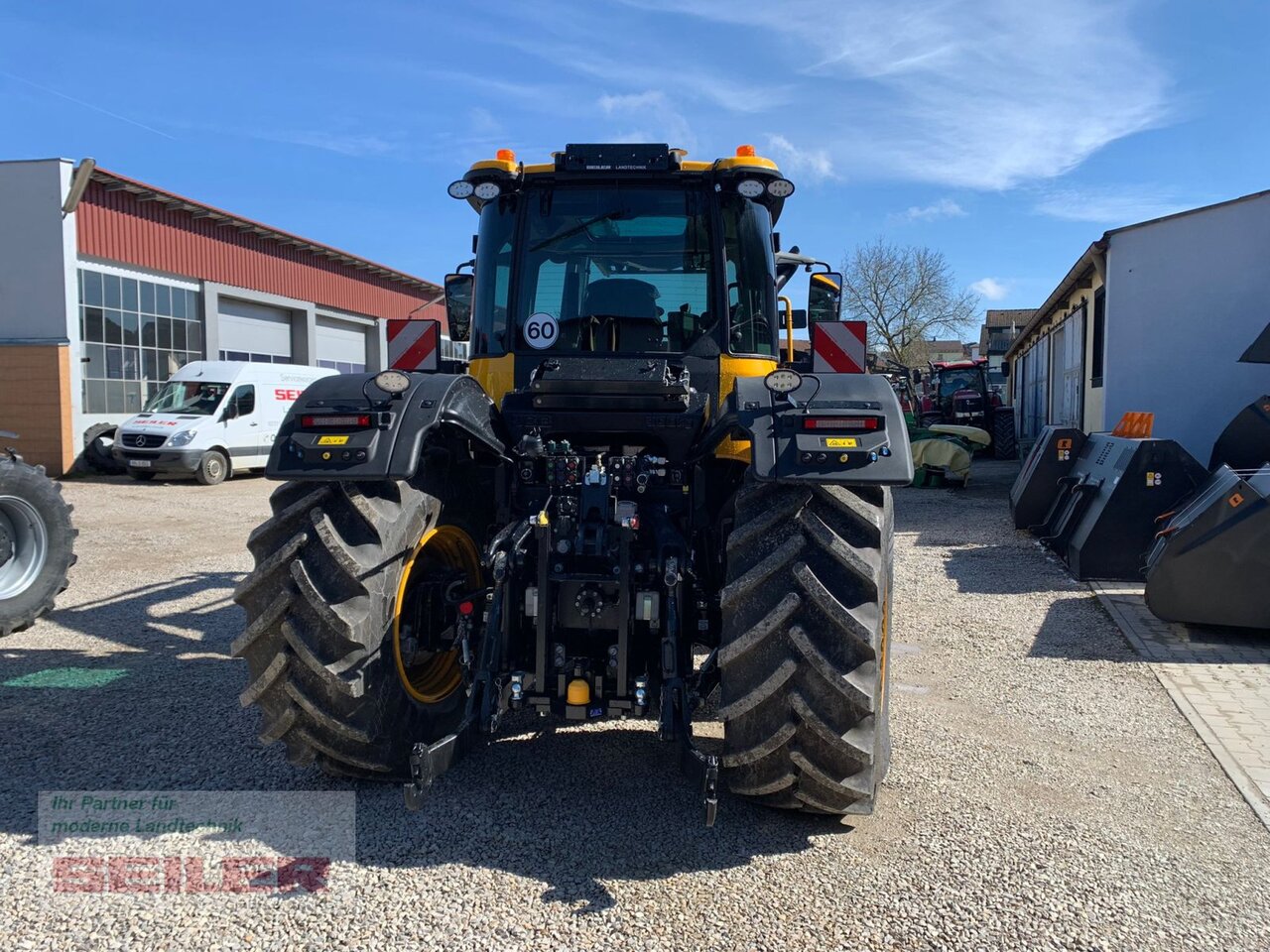 JCB Fastrac 4220 ICON + Frontlader Q7S - Τρακτέρ: φωτογραφία 5 JCB Fastrac 4220 ICON + Frontlader Q7S - Τρακτέρ: φωτογραφία 5