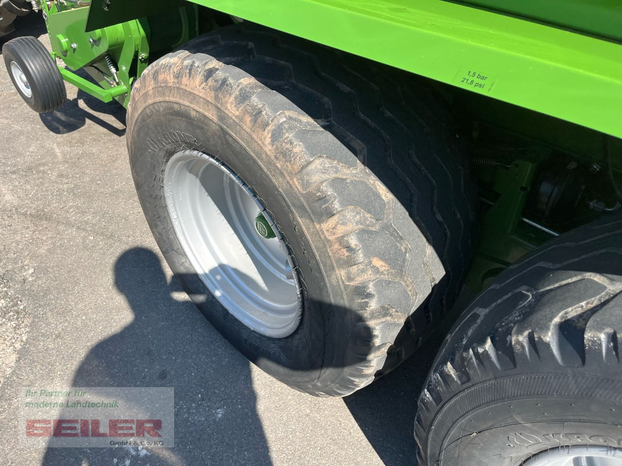 Χορτοδετική μηχανή στρόγγυλης μπάλας Krone Comprima CF 155 XC: φωτογραφία 14 Χορτοδετική μηχανή στρόγγυλης μπάλας Krone Comprima CF 155 XC: φωτογραφία 14