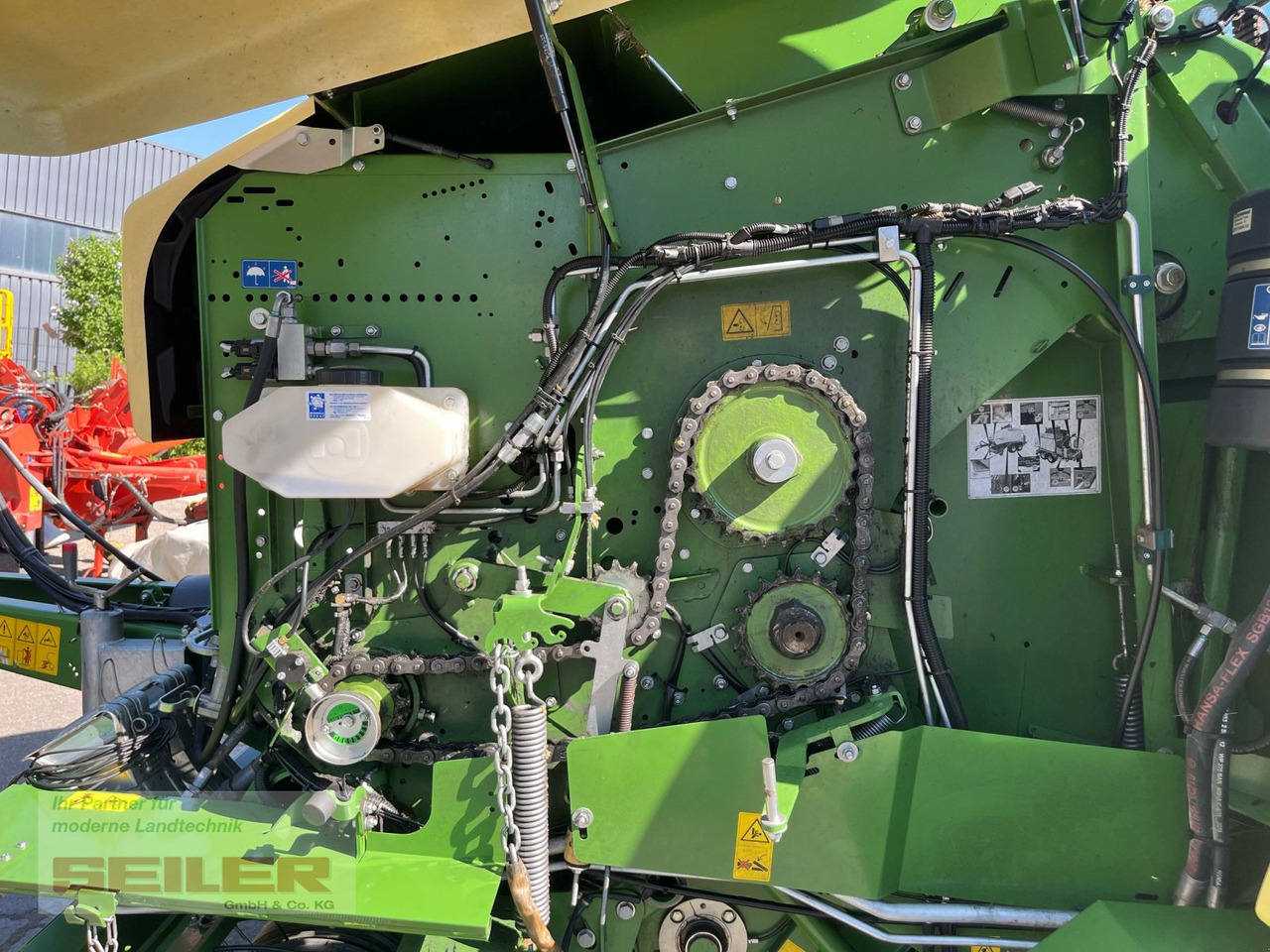 Χορτοδετική μηχανή στρόγγυλης μπάλας Krone Comprima CF 155 XC: φωτογραφία 8 Χορτοδετική μηχανή στρόγγυλης μπάλας Krone Comprima CF 155 XC: φωτογραφία 8