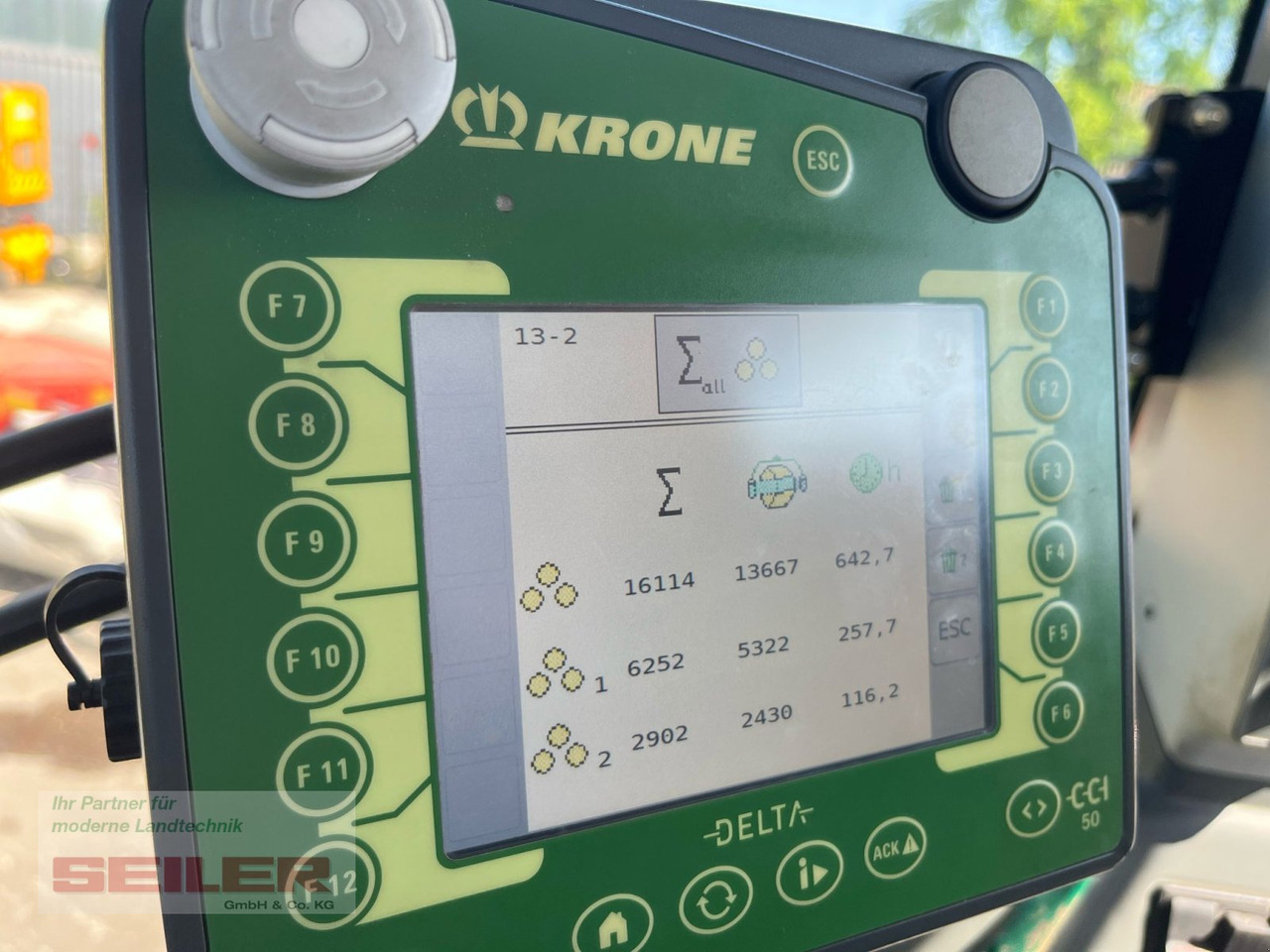 Χορτοδετική μηχανή στρόγγυλης μπάλας Krone Comprima CF 155 XC: φωτογραφία 10 Χορτοδετική μηχανή στρόγγυλης μπάλας Krone Comprima CF 155 XC: φωτογραφία 10