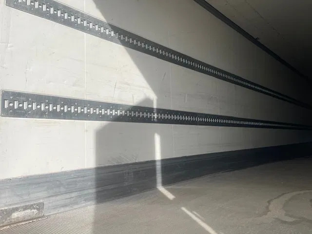 Επικαθήμενο ψυγείο Krone Thermo King SLX-e NL-Trailer: φωτογραφία 10 Επικαθήμενο ψυγείο Krone Thermo King SLX-e NL-Trailer: φωτογραφία 10