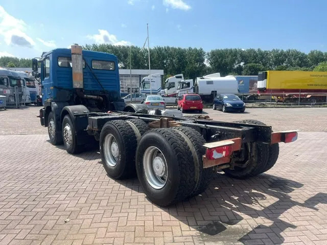 MAN 32.403 8x4 chassis Manual Full Steel - Φορτηγό σασί: φωτογραφία 4 MAN 32.403 8x4 chassis Manual Full Steel - Φορτηγό σασί: φωτογραφία 4