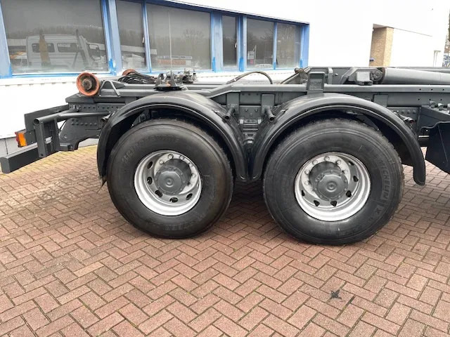 Mercedes-Benz Atego 2628 6x4 Manual gear Full steel suspension - Φορτηγό σασί: φωτογραφία 4 Mercedes-Benz Atego 2628 6x4 Manual gear Full steel suspension - Φορτηγό σασί: φωτογραφία 4