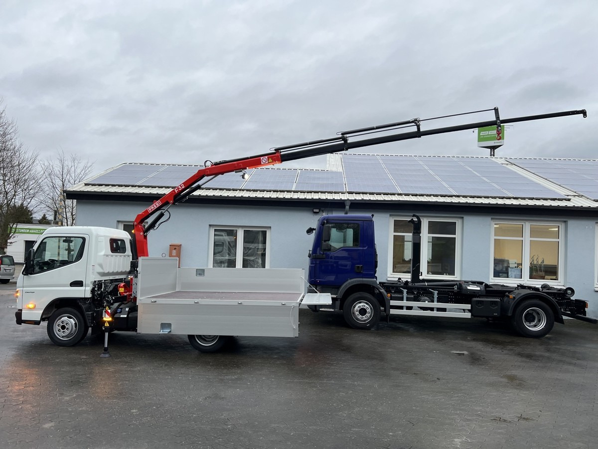 FUSO 3S15 Alu Pritsche 2.80m Ladekran Funk! sofort ve - Φορτηγό με γερανό, Μικρό φορτηγό με καρότσα: φωτογραφία 3 FUSO 3S15 Alu Pritsche 2.80m Ladekran Funk! sofort ve - Φορτηγό με γερανό, Μικρό φορτηγό με καρότσα: φωτογραφία 3