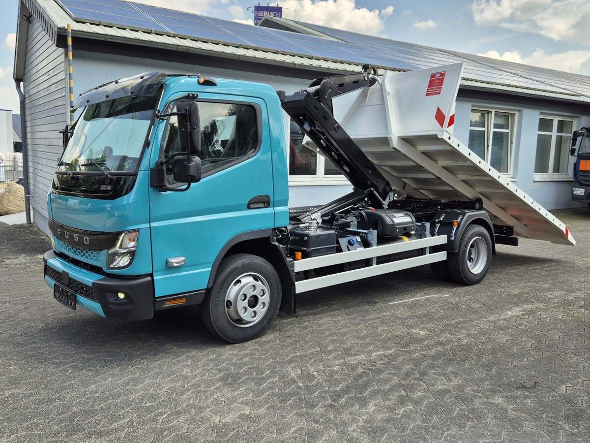 FUSO Canter FUSO 9C18 City Abrollkipper Krokbil Color - Φορτηγό φόρτωσης γάντζου, Φορτηγό με γερανό: φωτογραφία 2 FUSO Canter FUSO 9C18 City Abrollkipper Krokbil Color - Φορτηγό φόρτωσης γάντζου, Φορτηγό με γερανό: φωτογραφία 2