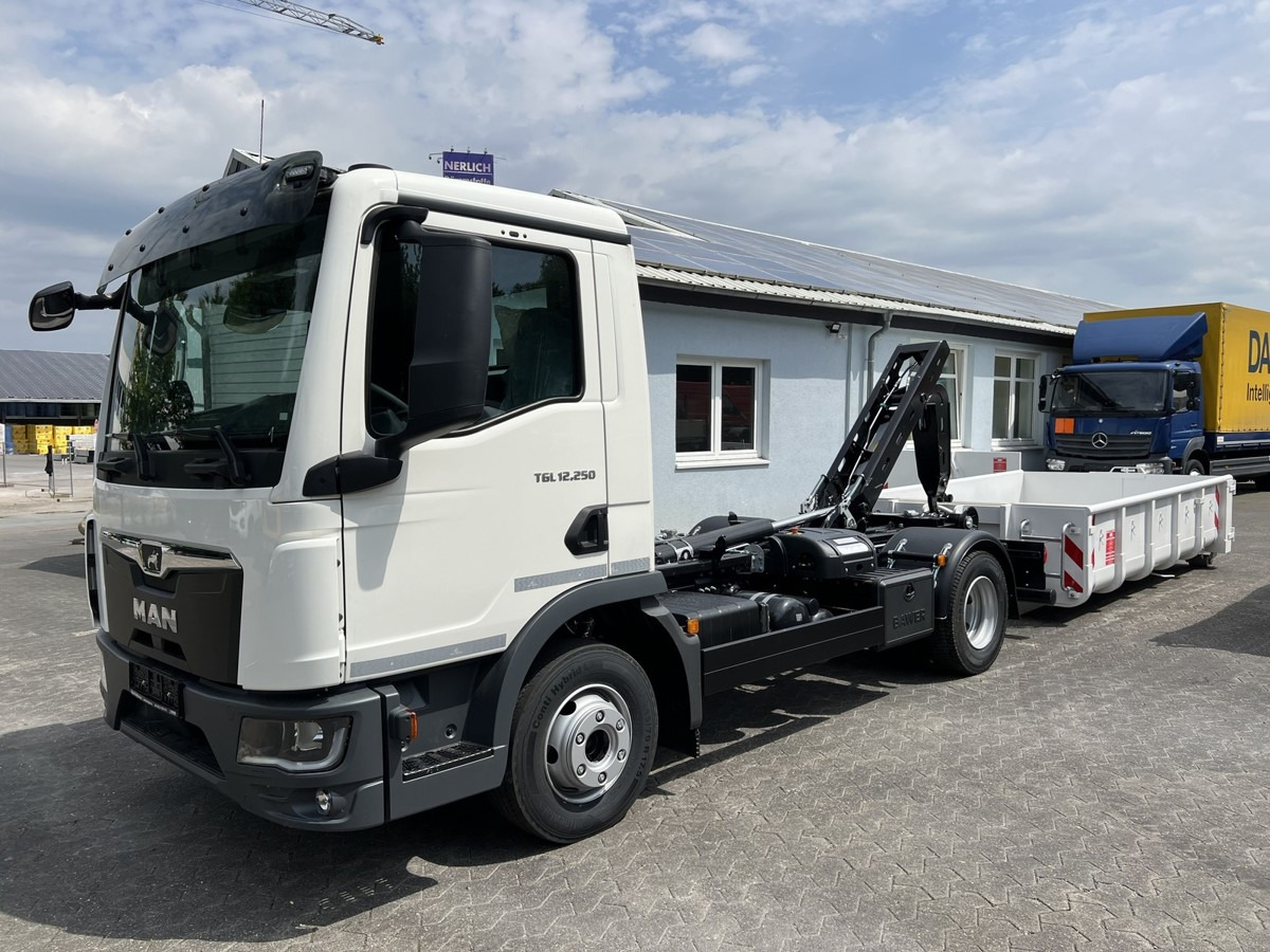 MAN TGL 12.250 BL NEU City Abrollkipper PowerMatic s - Φορτηγό φόρτωσης γάντζου: φωτογραφία 1 MAN TGL 12.250 BL NEU City Abrollkipper PowerMatic s - Φορτηγό φόρτωσης γάντζου: φωτογραφία 1