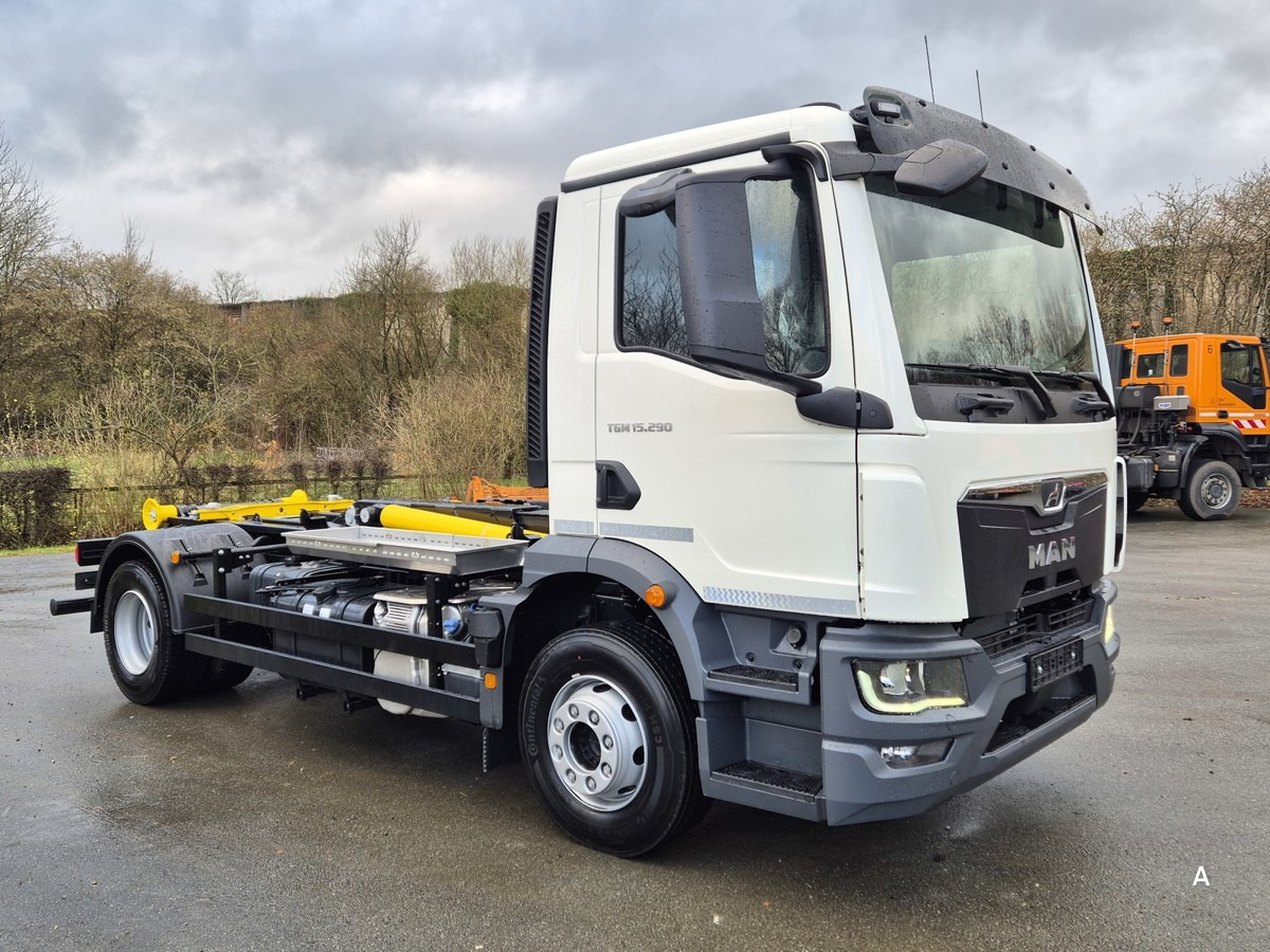 MAN TGM 15.290 BL Abrollkipper PowerMatic Standheiz. - Φορτηγό φόρτωσης γάντζου: φωτογραφία 2 MAN TGM 15.290 BL Abrollkipper PowerMatic Standheiz. - Φορτηγό φόρτωσης γάντζου: φωτογραφία 2