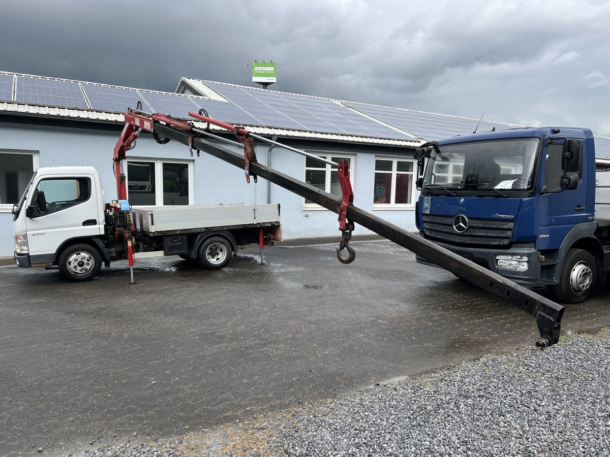 MITSUBISHI Canter 5S13 m. Ladekran Ferrari 530 3xhydr1xmech - Μικρό φορτηγό με καρότσα: φωτογραφία 4 MITSUBISHI Canter 5S13 m. Ladekran Ferrari 530 3xhydr1xmech - Μικρό φορτηγό με καρότσα: φωτογραφία 4