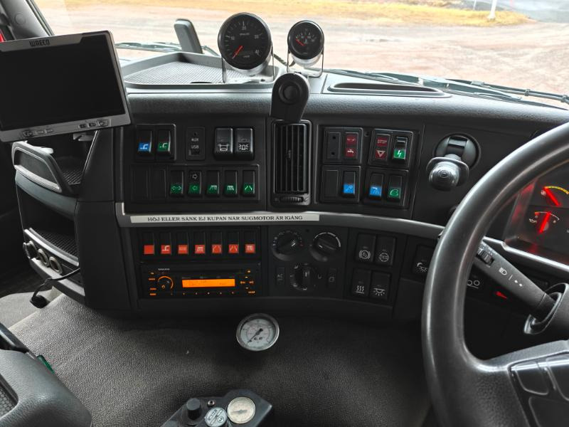 Beam S12000 Volvo FM410 - Σάρωθρο δρόμων: φωτογραφία 5 Beam S12000 Volvo FM410 - Σάρωθρο δρόμων: φωτογραφία 5