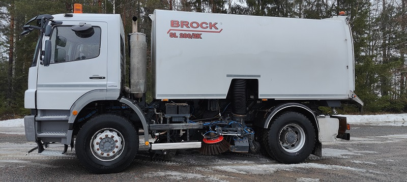 Σάρωθρο δρόμων Brock SL280/2K MB Axor 1829: φωτογραφία 9 Σάρωθρο δρόμων Brock SL280/2K MB Axor 1829: φωτογραφία 9