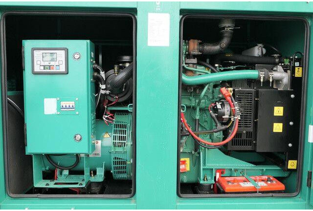 Cummins Stromgenerator, 40 kVA, sofort vefügbar - Βιομηχανική γεννήτρια: φωτογραφία 2 Cummins Stromgenerator, 40 kVA, sofort vefügbar - Βιομηχανική γεννήτρια: φωτογραφία 2