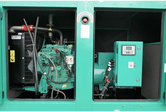 Cummins Stromgenerator, 82,5kVA, sofort vefügbar - Βιομηχανική γεννήτρια: φωτογραφία 2 Cummins Stromgenerator, 82,5kVA, sofort vefügbar - Βιομηχανική γεννήτρια: φωτογραφία 2