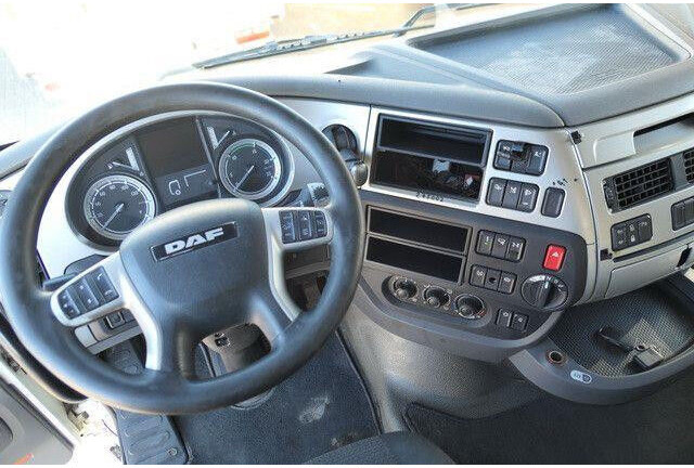 Τράκτορας DAF XF 460 4x2, SSC, Hydr., Standklima, Standheizung: φωτογραφία 11 Τράκτορας DAF XF 460 4x2, SSC, Hydr., Standklima, Standheizung: φωτογραφία 11