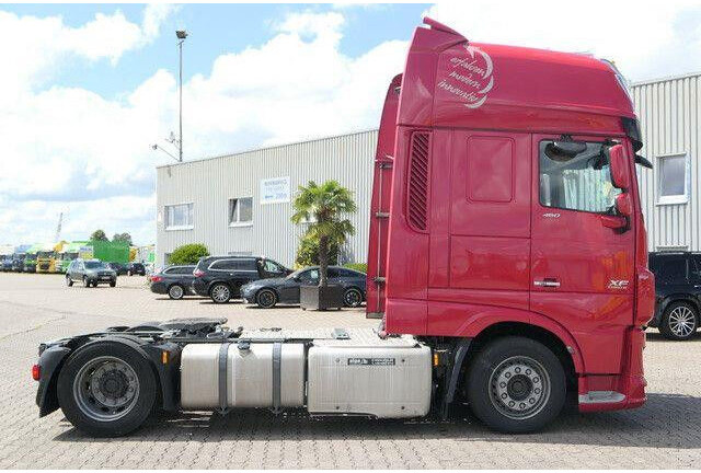 DAF XF 460 4x2, Standklima, Klima, 2x Schlafliege - Τράκτορας: φωτογραφία 2 DAF XF 460 4x2, Standklima, Klima, 2x Schlafliege - Τράκτορας: φωτογραφία 2