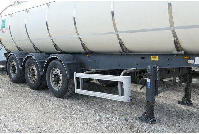 Menci SA 105, isoliert, 32m³, 4 Kammern, Alu-Felgen - Επικαθήμενο βυτίο: φωτογραφία 2 Menci SA 105, isoliert, 32m³, 4 Kammern, Alu-Felgen - Επικαθήμενο βυτίο: φωτογραφία 2