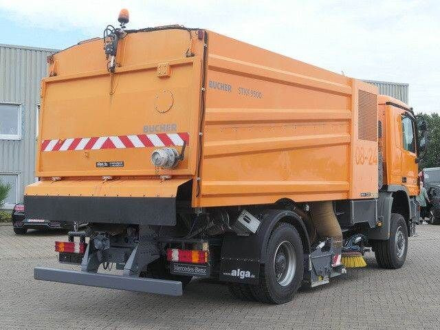 Mercedes-Benz 2032 A Actros 4x4, Bucher STKF 9500, Airport, AC - Σάρωθρο δρόμων: φωτογραφία 3 Mercedes-Benz 2032 A Actros 4x4, Bucher STKF 9500, Airport, AC - Σάρωθρο δρόμων: φωτογραφία 3