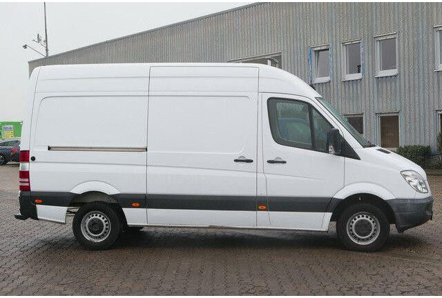 Mercedes-Benz 213 CDI Sprinter 4x2, Klima, 3. Sitz, Holzausbau - Μικρό βαν: φωτογραφία 2 Mercedes-Benz 213 CDI Sprinter 4x2, Klima, 3. Sitz, Holzausbau - Μικρό βαν: φωτογραφία 2