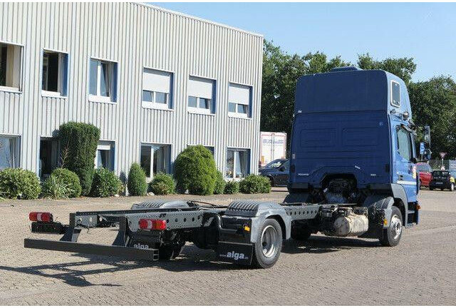 Mercedes-Benz 918 L Atego 4x2, Nebenantrieb, Standklima - Φορτηγό σασί: φωτογραφία 3 Mercedes-Benz 918 L Atego 4x2, Nebenantrieb, Standklima - Φορτηγό σασί: φωτογραφία 3