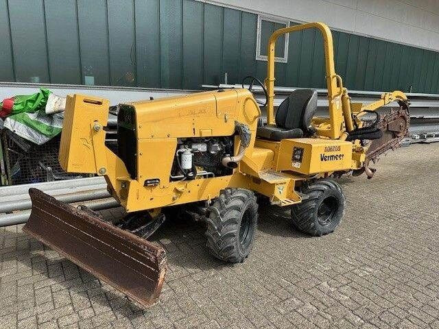 VERMEER RTX 450 4WD, Grabenfräse, Frästeife 1,5m, Allrad - Εκσκαφέας τάφρων: φωτογραφία 2 VERMEER RTX 450 4WD, Grabenfräse, Frästeife 1,5m, Allrad - Εκσκαφέας τάφρων: φωτογραφία 2