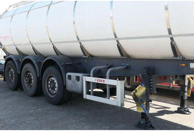 ZORZI 38 S ET, Isoliert, 32m³, 4 Kammern, BPW - Επικαθήμενο βυτίο: φωτογραφία 2 ZORZI 38 S ET, Isoliert, 32m³, 4 Kammern, BPW - Επικαθήμενο βυτίο: φωτογραφία 2