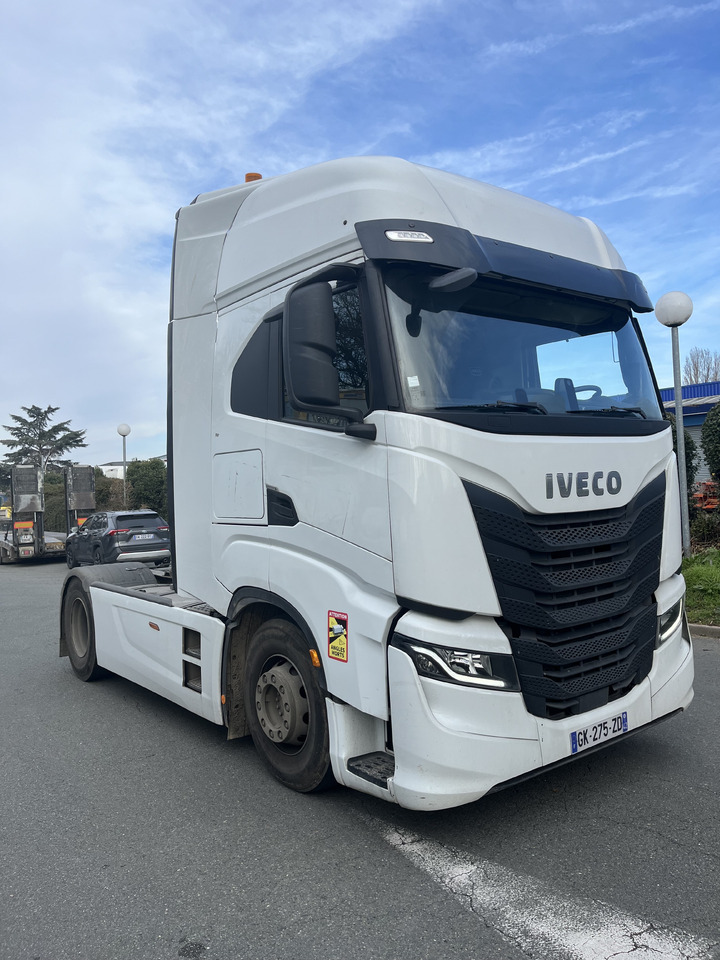Iveco Saway 530 - Τράκτορας: φωτογραφία 1 Iveco Saway 530 - Τράκτορας: φωτογραφία 1