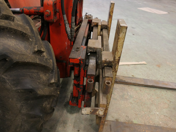 Chariot élévateur Manitou 4RM30N - Φορτηγό ανωμάλου εδάφους: φωτογραφία 5 Chariot élévateur Manitou 4RM30N - Φορτηγό ανωμάλου εδάφους: φωτογραφία 5