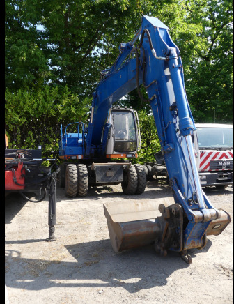 Grue sur pneus Hitachi EX165W - Τροχοφόρος εκσκαφέας: φωτογραφία 2 Grue sur pneus Hitachi EX165W - Τροχοφόρος εκσκαφέας: φωτογραφία 2