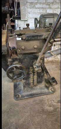 Mortaiseuse à mèche CH DEBELDER – machine ancienne motorisée, robuste - Ξυλουργικό μηχάνημα: φωτογραφία 2 Mortaiseuse à mèche CH DEBELDER – machine ancienne motorisée, robuste - Ξυλουργικό μηχάνημα: φωτογραφία 2