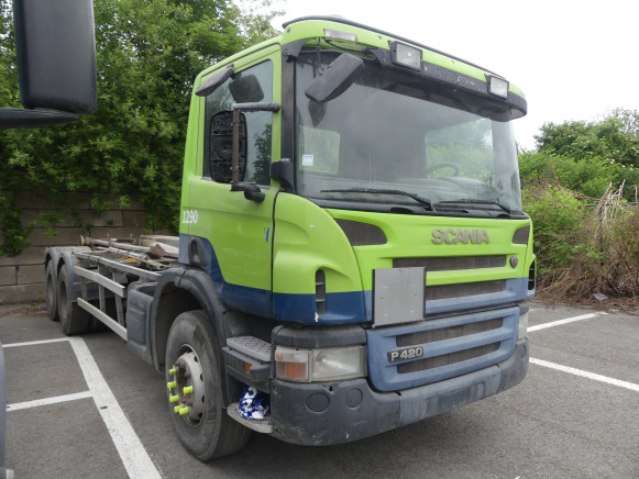 REF:1290 - Camion porte container Scania PRT (2005-529.990 km) - Φορτηγό μεταφοράς εμπορευματοκιβωτίων/ Κινητό αμάξωμα: φωτογραφία 2 REF:1290 - Camion porte container Scania PRT (2005-529.990 km) - Φορτηγό μεταφοράς εμπορευματοκιβωτίων/ Κινητό αμάξωμα: φωτογραφία 2