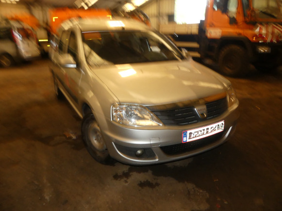 REF:2GBD456 - Voiture Dacia Logan Break SD (2011-85.514 km) - SUV: φωτογραφία 2 REF:2GBD456 - Voiture Dacia Logan Break SD (2011-85.514 km) - SUV: φωτογραφία 2