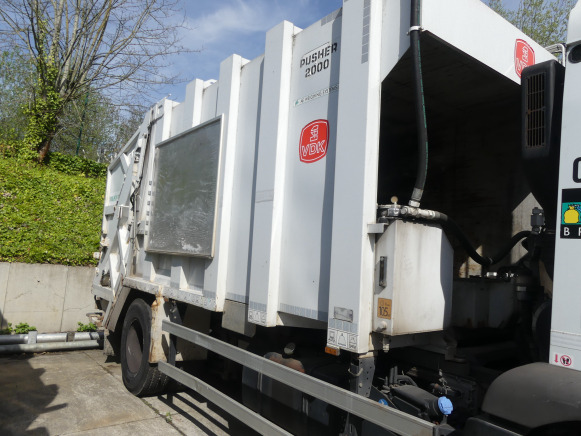 REF:3351 - Camion poubelle Renault Elite 4X2 (2011-82.270 km) - Απορριμματοφόρο: φωτογραφία 4 REF:3351 - Camion poubelle Renault Elite 4X2 (2011-82.270 km) - Απορριμματοφόρο: φωτογραφία 4