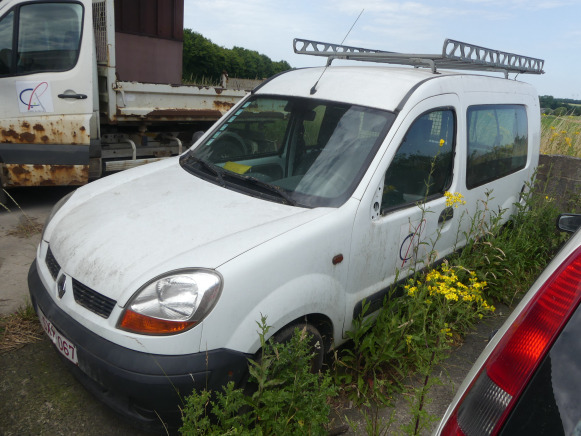 REF:Immatriculée sous : SXP067 - Voiture Renault - Μικρό βαν: φωτογραφία 2 REF:Immatriculée sous : SXP067 - Voiture Renault - Μικρό βαν: φωτογραφία 2