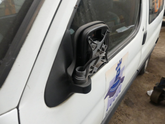 Voiture Citroën Berlingo - Αυτοκίνητο: φωτογραφία 3 Voiture Citroën Berlingo - Αυτοκίνητο: φωτογραφία 3