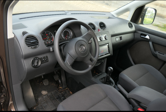 Voiture Volkswagen Caddy (2014-152.805 km) - Αυτοκίνητο: φωτογραφία 4 Voiture Volkswagen Caddy (2014-152.805 km) - Αυτοκίνητο: φωτογραφία 4
