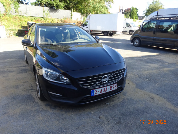 Voiture Volvo Berline S60 D2 - Λιμουζίνα/ Sedan: φωτογραφία 1 Voiture Volvo Berline S60 D2 - Λιμουζίνα/ Sedan: φωτογραφία 1