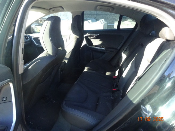 Voiture Volvo Berline S60 D2 - Λιμουζίνα/ Sedan: φωτογραφία 4 Voiture Volvo Berline S60 D2 - Λιμουζίνα/ Sedan: φωτογραφία 4