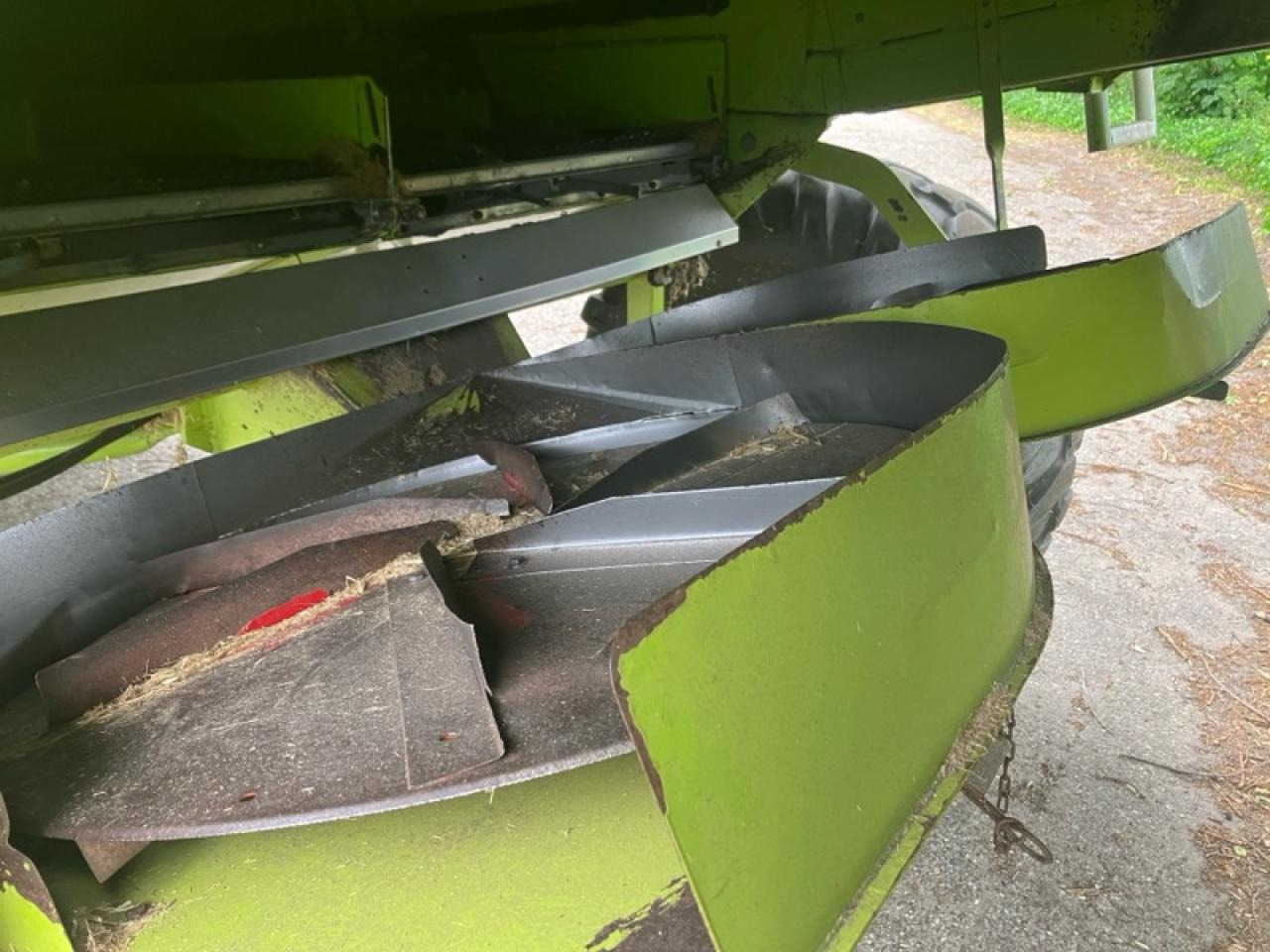 CLAAS Dominator 218 Mega - Θεριζοαλωνιστική μηχανή: φωτογραφία 4 CLAAS Dominator 218 Mega - Θεριζοαλωνιστική μηχανή: φωτογραφία 4