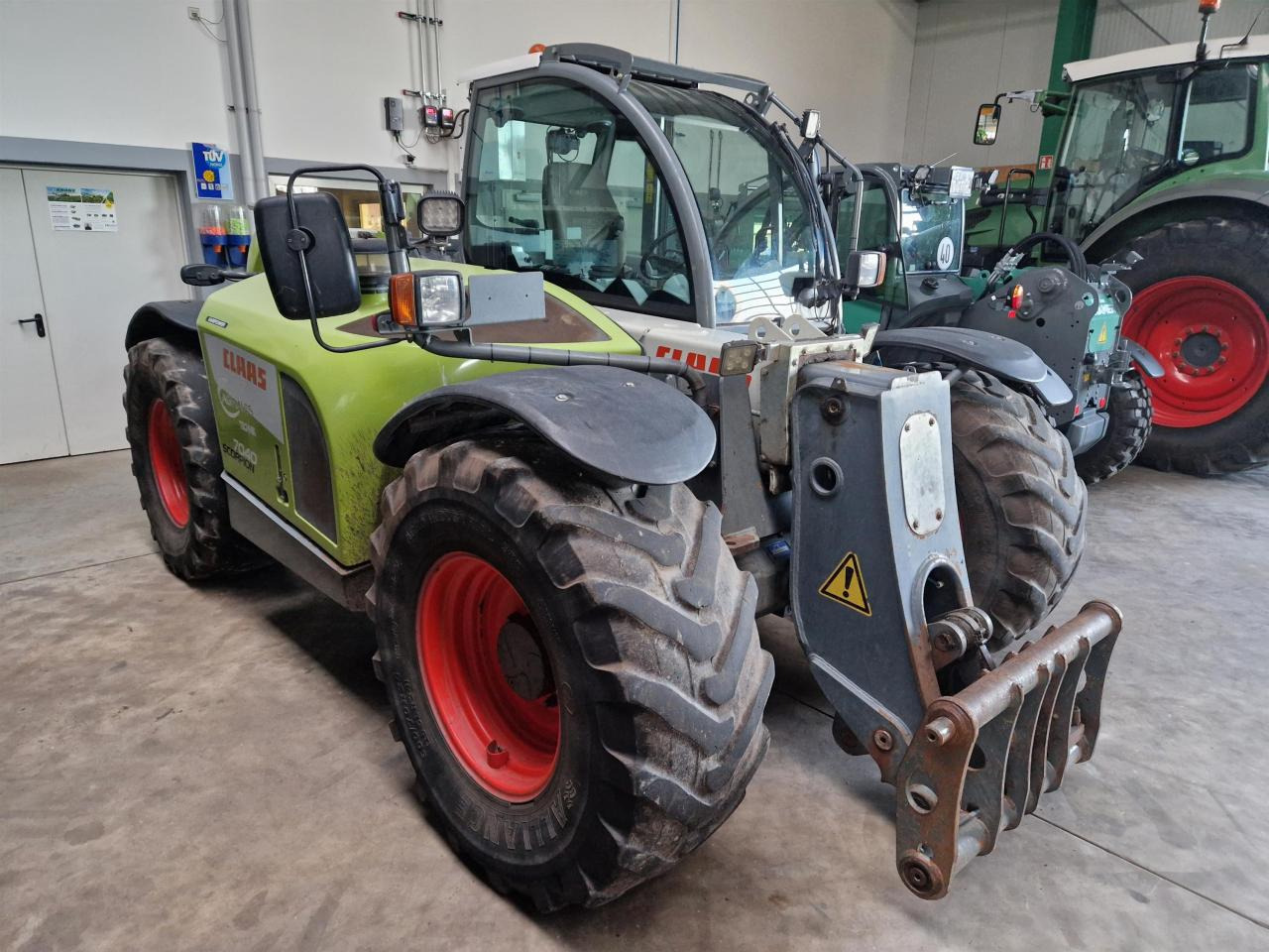 CLAAS Scorpion 7040 - Τηλεσκοπικός φορτωτής: φωτογραφία 1 CLAAS Scorpion 7040 - Τηλεσκοπικός φορτωτής: φωτογραφία 1