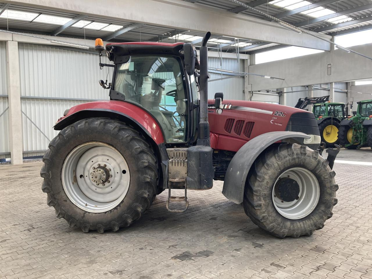 Case-IH Puma CVX 220 - Τρακτέρ: φωτογραφία 4 Case-IH Puma CVX 220 - Τρακτέρ: φωτογραφία 4