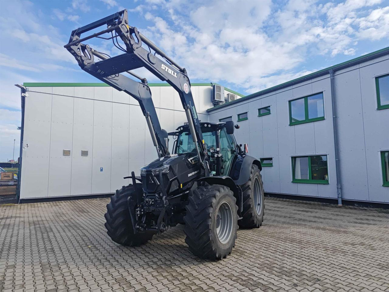 Deutz-Fahr 6215 TTV - Τρακτέρ: φωτογραφία 3 Deutz-Fahr 6215 TTV - Τρακτέρ: φωτογραφία 3