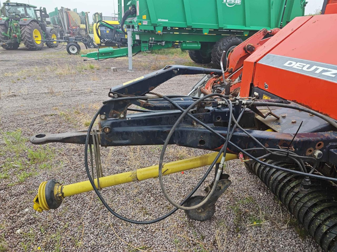 Βαγόνι ενσίρωσης Deutz-Fahr E390: φωτογραφία 11