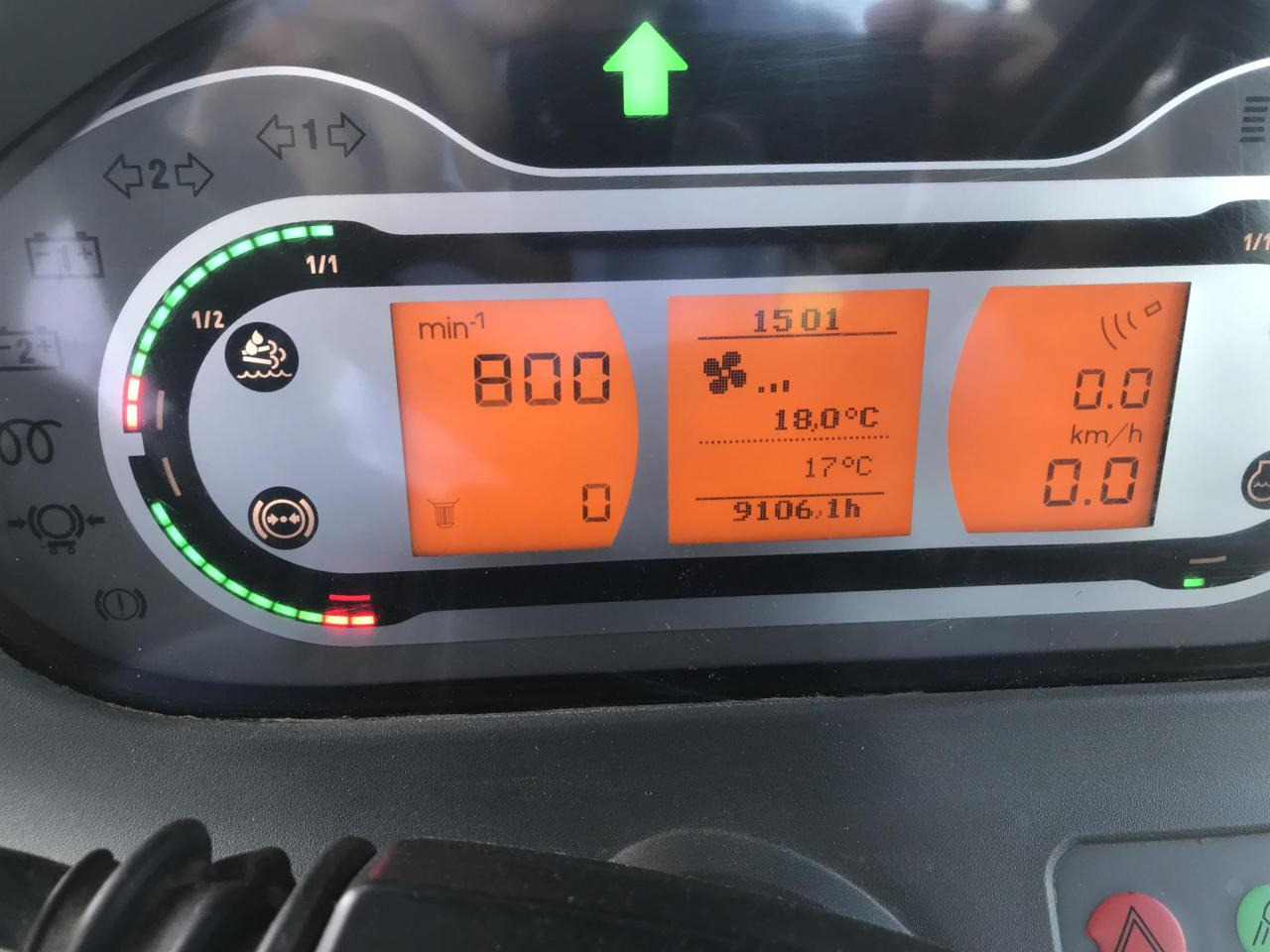 Τρακτέρ Fendt 724 Vario: φωτογραφία 8