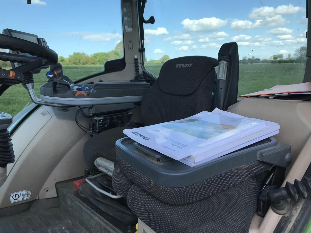 Τρακτέρ Fendt 724 Vario: φωτογραφία 7