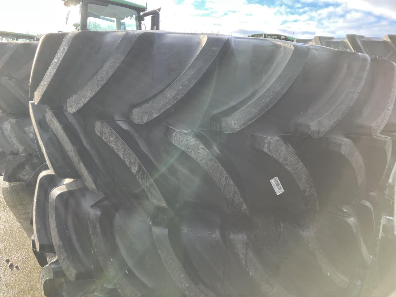 Firestone 650/85R38 - Ελαστικό για Γεωργικά μηχανήματα: φωτογραφία 1 Firestone 650/85R38 - Ελαστικό για Γεωργικά μηχανήματα: φωτογραφία 1
