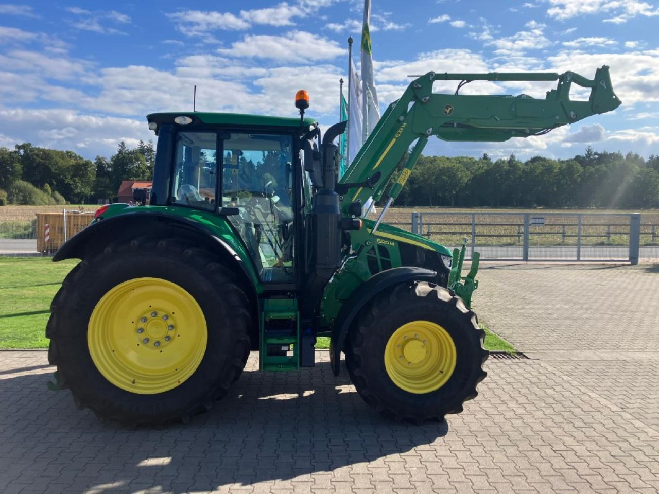 John Deere 6120M - Τρακτέρ: φωτογραφία 2 John Deere 6120M - Τρακτέρ: φωτογραφία 2