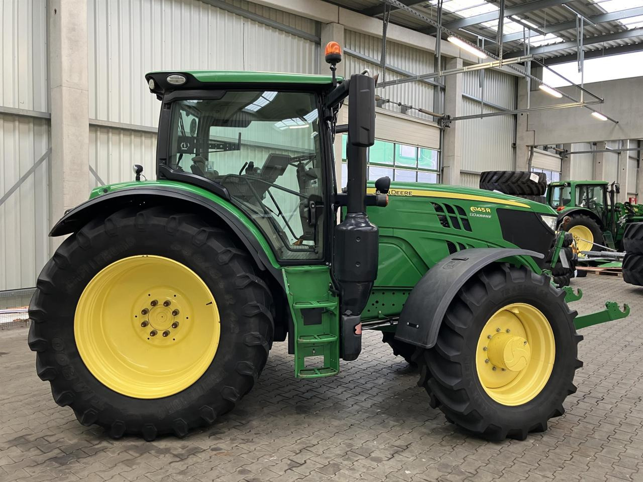 John Deere 6145R - Τρακτέρ: φωτογραφία 4 John Deere 6145R - Τρακτέρ: φωτογραφία 4