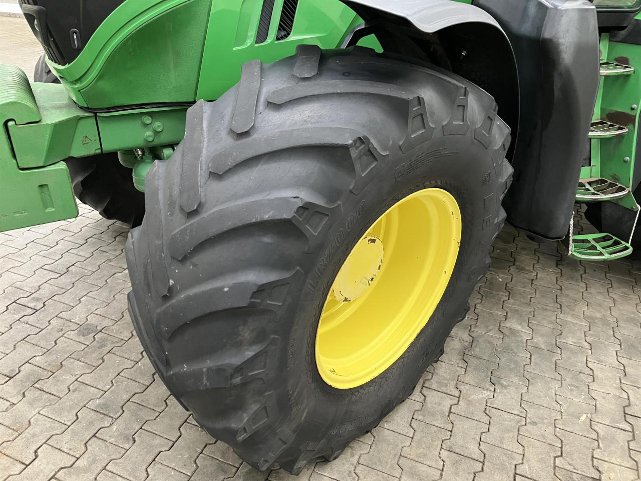 John Deere 6170R - Τρακτέρ: φωτογραφία 2 John Deere 6170R - Τρακτέρ: φωτογραφία 2