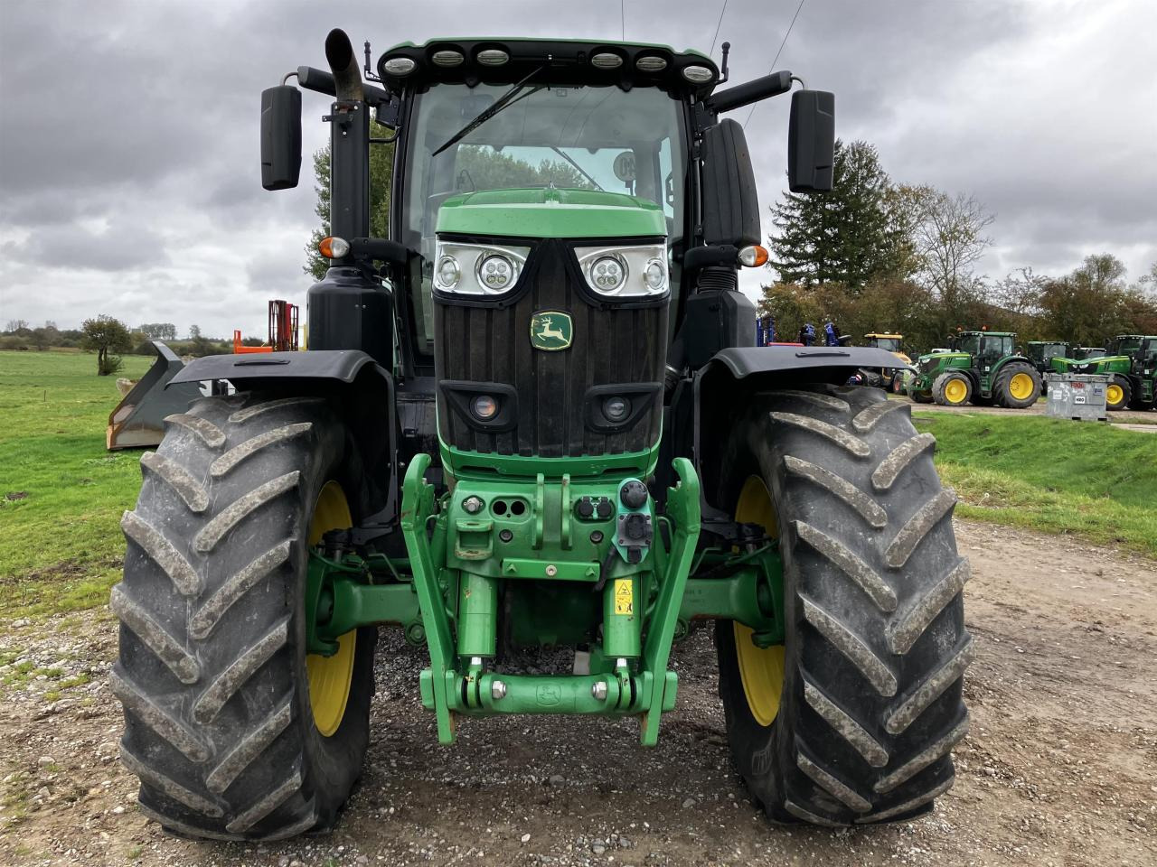 John Deere 6230R - Τρακτέρ: φωτογραφία 3 John Deere 6230R - Τρακτέρ: φωτογραφία 3